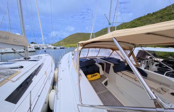 Beneteau Oceanis 51 Modrian