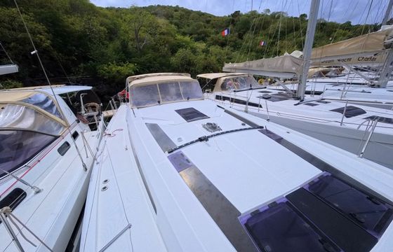 Beneteau Oceanis 51 Modrian