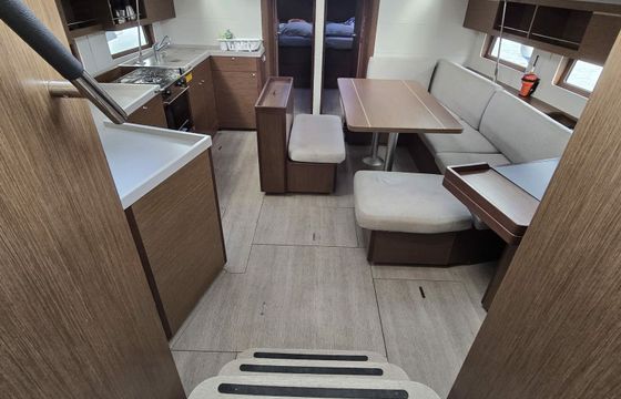 Beneteau Oceanis 46.1 Peony
