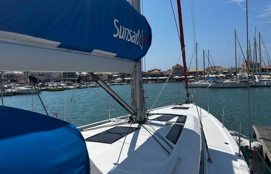 Beneteau Oceanis 51 Sunsail 22
