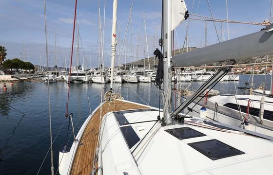 Beneteau Oceanis 46.1 Maya