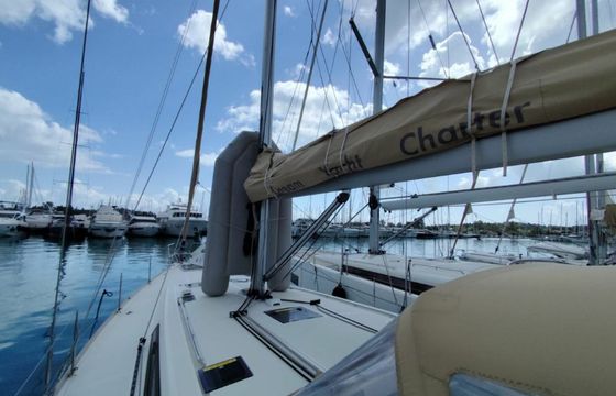 Beneteau Oceanis 48 Desroches