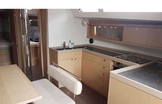 Beneteau Oceanis 48 Orchidea