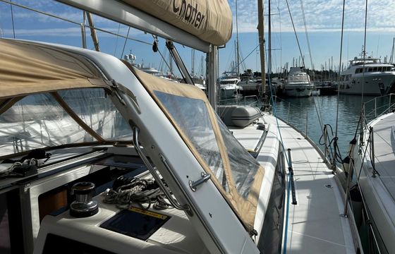 Beneteau Oceanis 48 Farquhar
