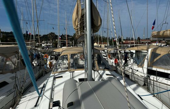 Beneteau Oceanis 48 Farquhar