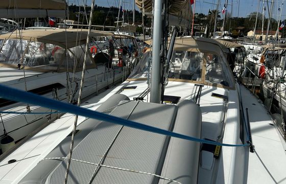 Beneteau Oceanis 48 Farquhar