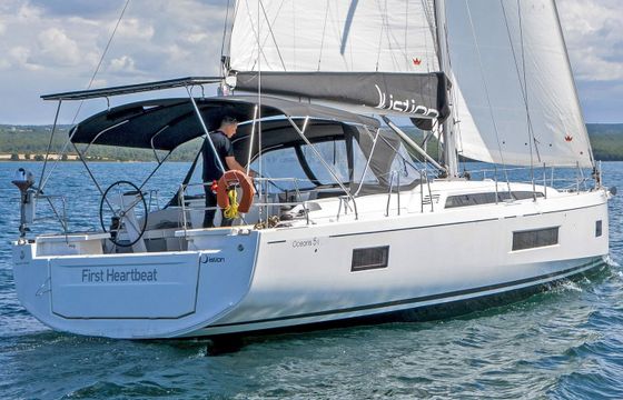Beneteau Oceanis 51.1 First Heartbeat