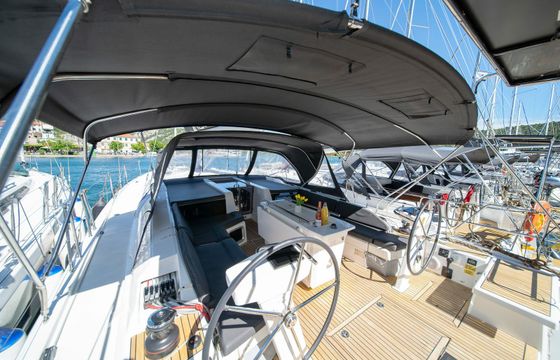 Beneteau Oceanis 51.1 First Heartbeat