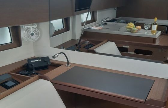 Beneteau Oceanis 51.1 Georgio
