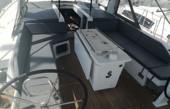 Beneteau Oceanis 51 Aeolian Muse