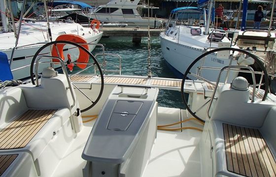 Beneteau Oceanis 50 Gemini 2