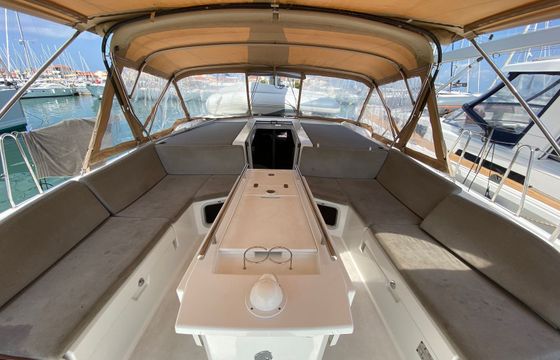 Beneteau Oceanis 51 Stilt