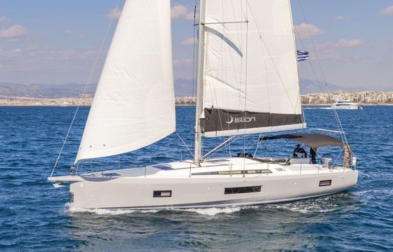 Beneteau Oceanis 51.1 Mamakita