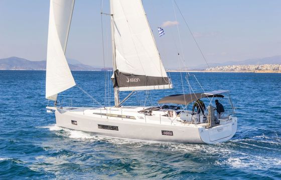 Beneteau Oceanis 51.1 Mamakita