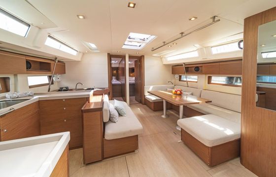 Beneteau Oceanis 51.1 Babakita