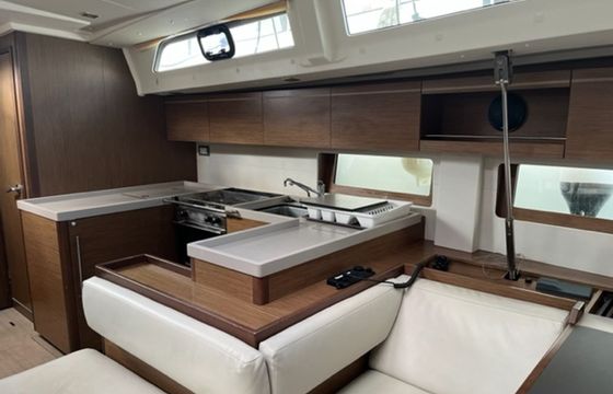 Beneteau Oceanis 51.1 Amphitrite