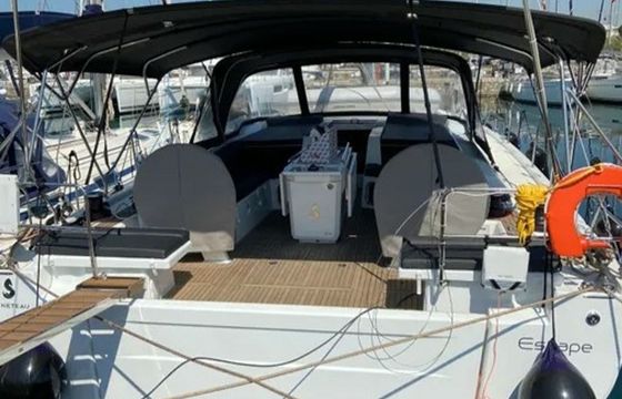 Beneteau Oceanis 51.1 Escape