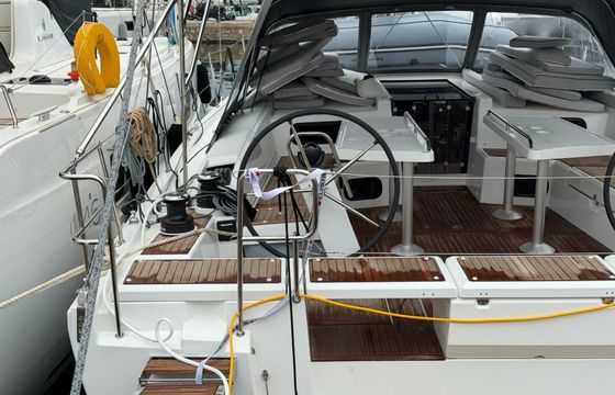 Beneteau Oceanis 47 Offline