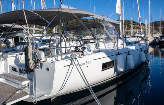 Beneteau Oceanis 51.1 Full Moon