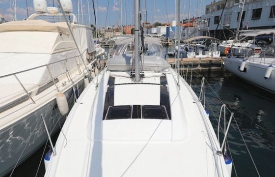 Beneteau Oceanis 46.1 Mr. White