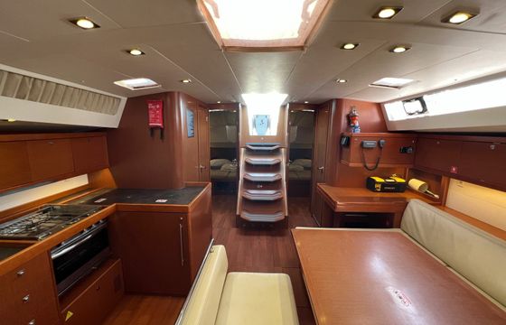 Beneteau Oceanis 48 Skiron