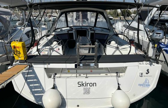 Beneteau Oceanis 48 Skiron