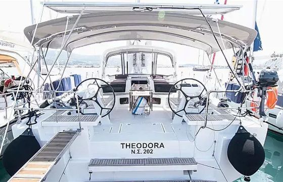 Beneteau Oceanis 51.1 Theodora