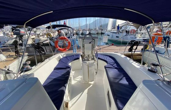Beneteau Oceanis Clipper 323 Zippy