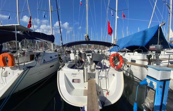 Beneteau Oceanis Clipper 323 Zippy