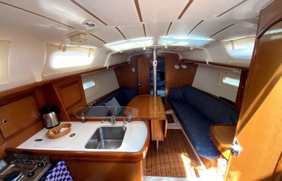 Beneteau Oceanis Clipper 323 Zippy