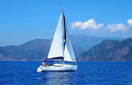 Beneteau Oceanis Clipper 323 Zippy