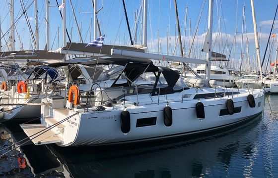 Beneteau Oceanis 51.1 Salt Water