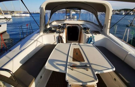 Beneteau Oceanis 50 Seladon 2