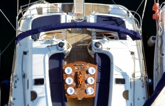 Beneteau Oceanis 523 Blue Magic