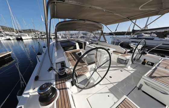 Beneteau Oceanis 51 Air 1
