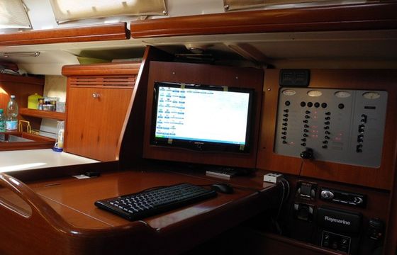 Beneteau Oceanis 523 Nick Carter