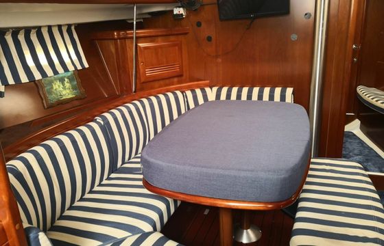 Beneteau Oceanis Clipper 393 Andromeda