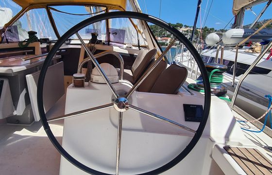 Beneteau Oceanis 48 Stromboli