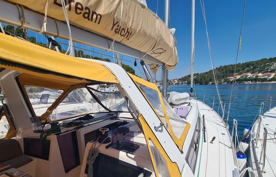 Beneteau Oceanis 48 Stromboli