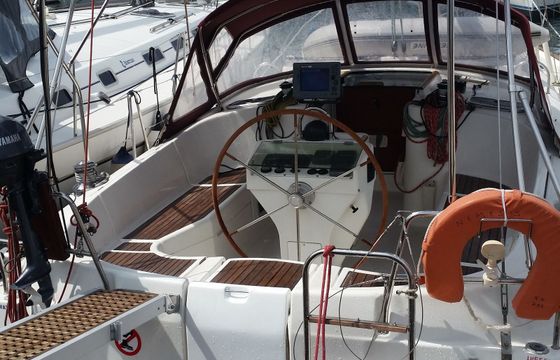 Beneteau Oceanis Clipper 411 Nemesis