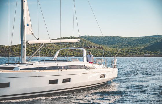 Beneteau Oceanis 55 Axis Mundi