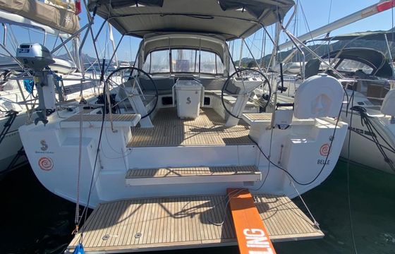 Beneteau Oceanis 51 Belle
