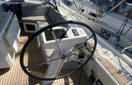 Beneteau Oceanis 51 Belle