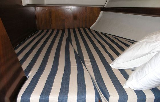 Beneteau Oceanis Clipper 381 Ouranos