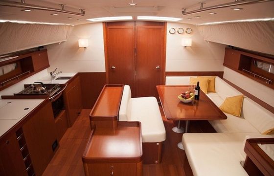 Beneteau Sense 50 Waypoint 1
