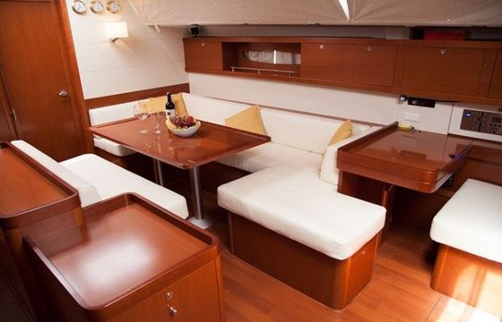 Beneteau Sense 50 Waypoint 1