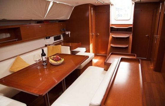 Beneteau Sense 50 Waypoint 1