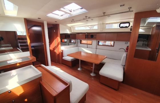 Beneteau Oceanis 51 Malafemmena
