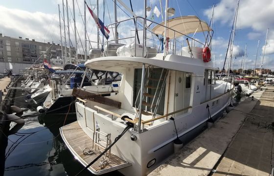 Beneteau Swift Trawler 42 Skitnica