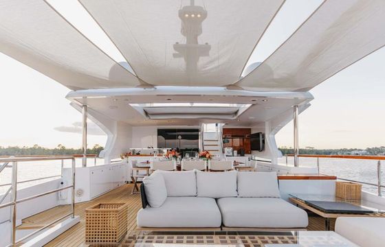 Benetti Delfino 93 Bella Vita